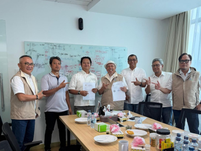 Penandatanganan-Kerjasama-Pemasangan-SPKLU
